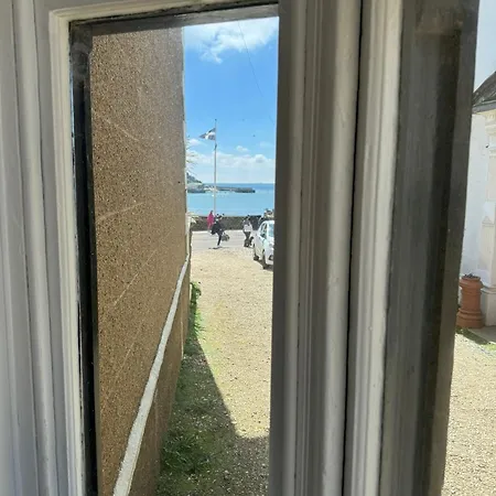 Ocean Apartment